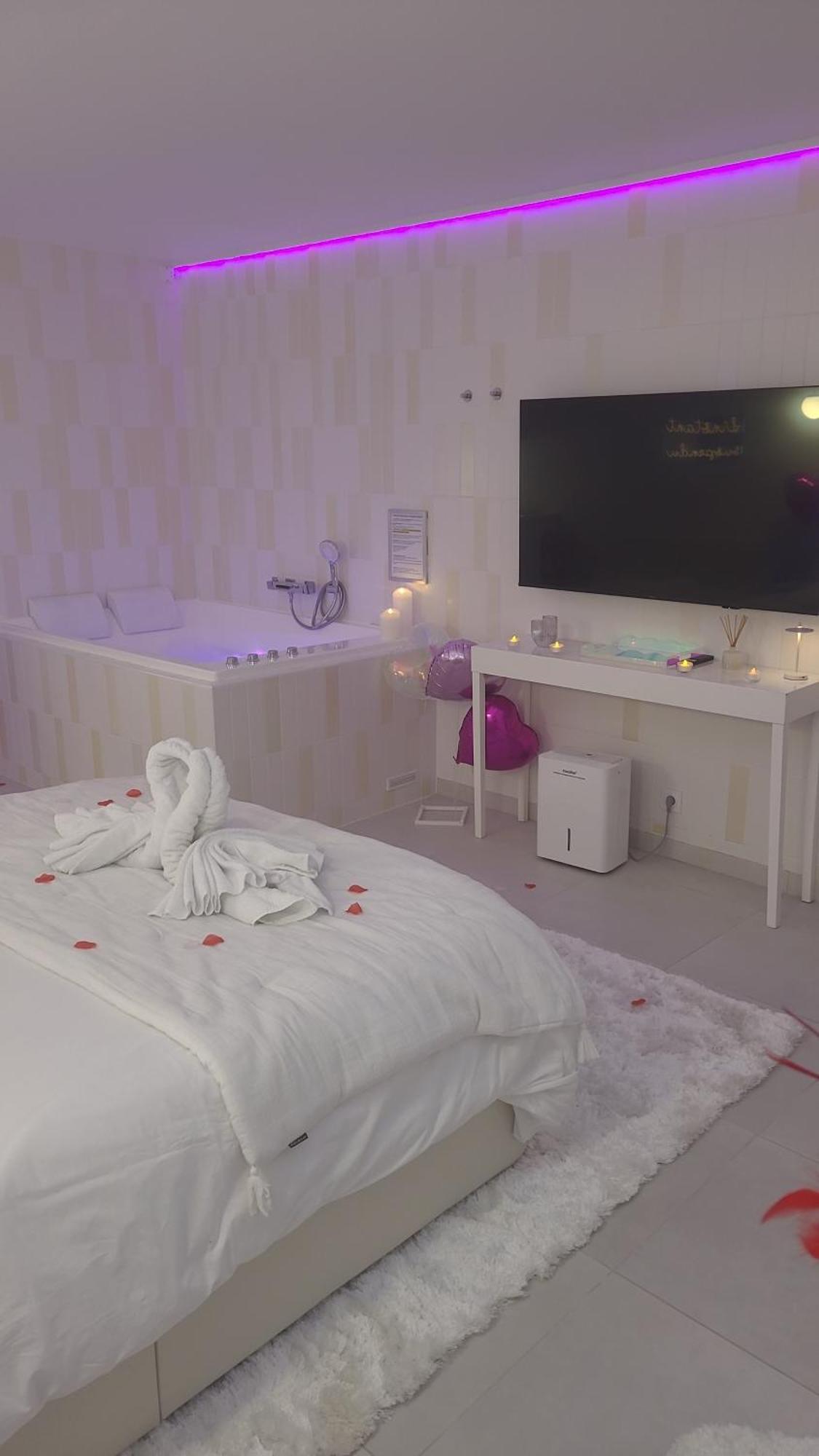 Love Room A 30 Mn Des Plages Et De Vannes Questembert エクステリア 写真
